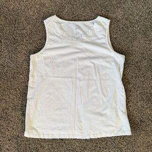 CJ Banks White Lace Accent Layering Tank Top Sz X